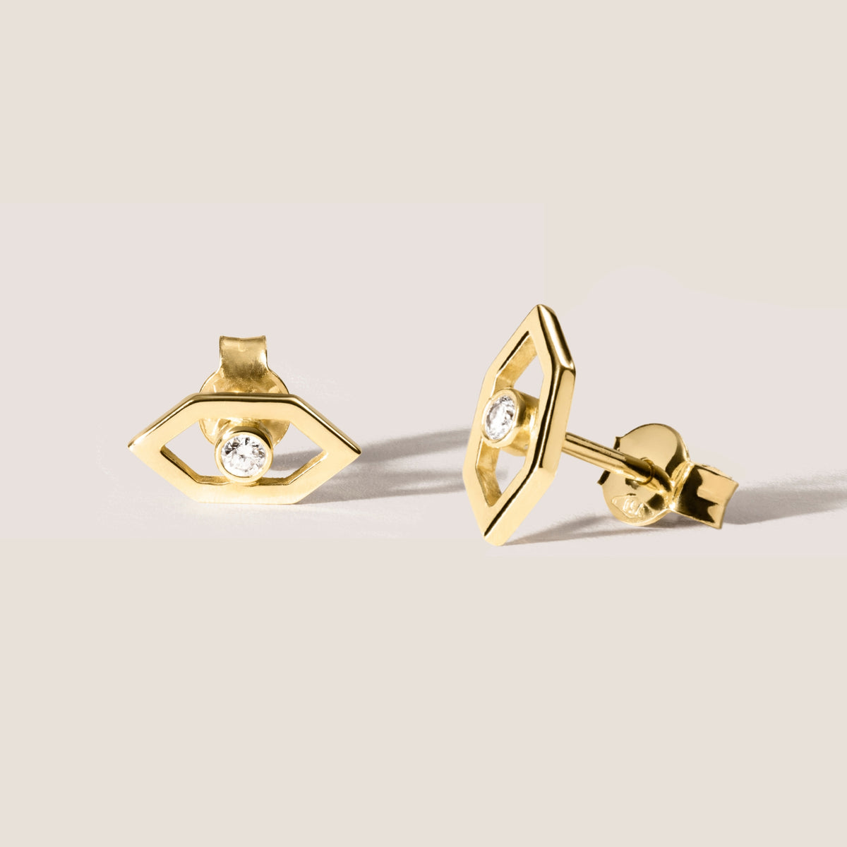 EYE ME MINI Gold Ohrstecker mit Augenmotiv aus 18 Karat Gold und Diamant