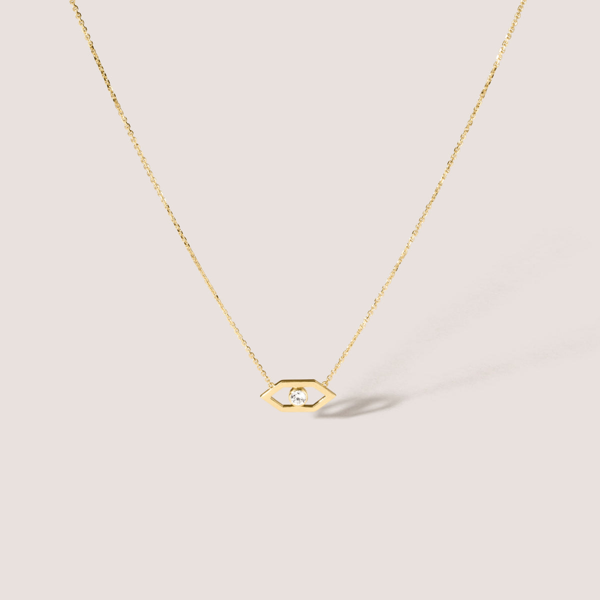 YE ME Goldkette mit schützendem Augenmotiv und Diamant
