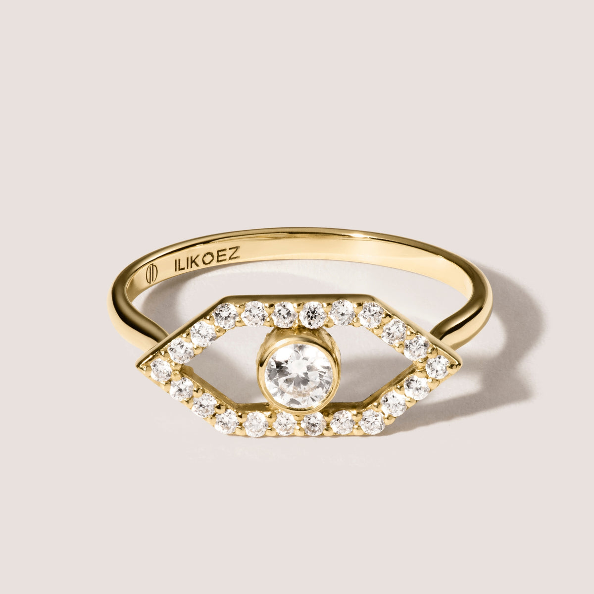EYE ME Pavé Diamant Pinky Ring mit Augenmotiv aus 18 Karat Gold
