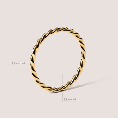 Twisted Goldring by Ilikoez, ein gedrehter Kordelring handgefertigt in 18K echtgold
