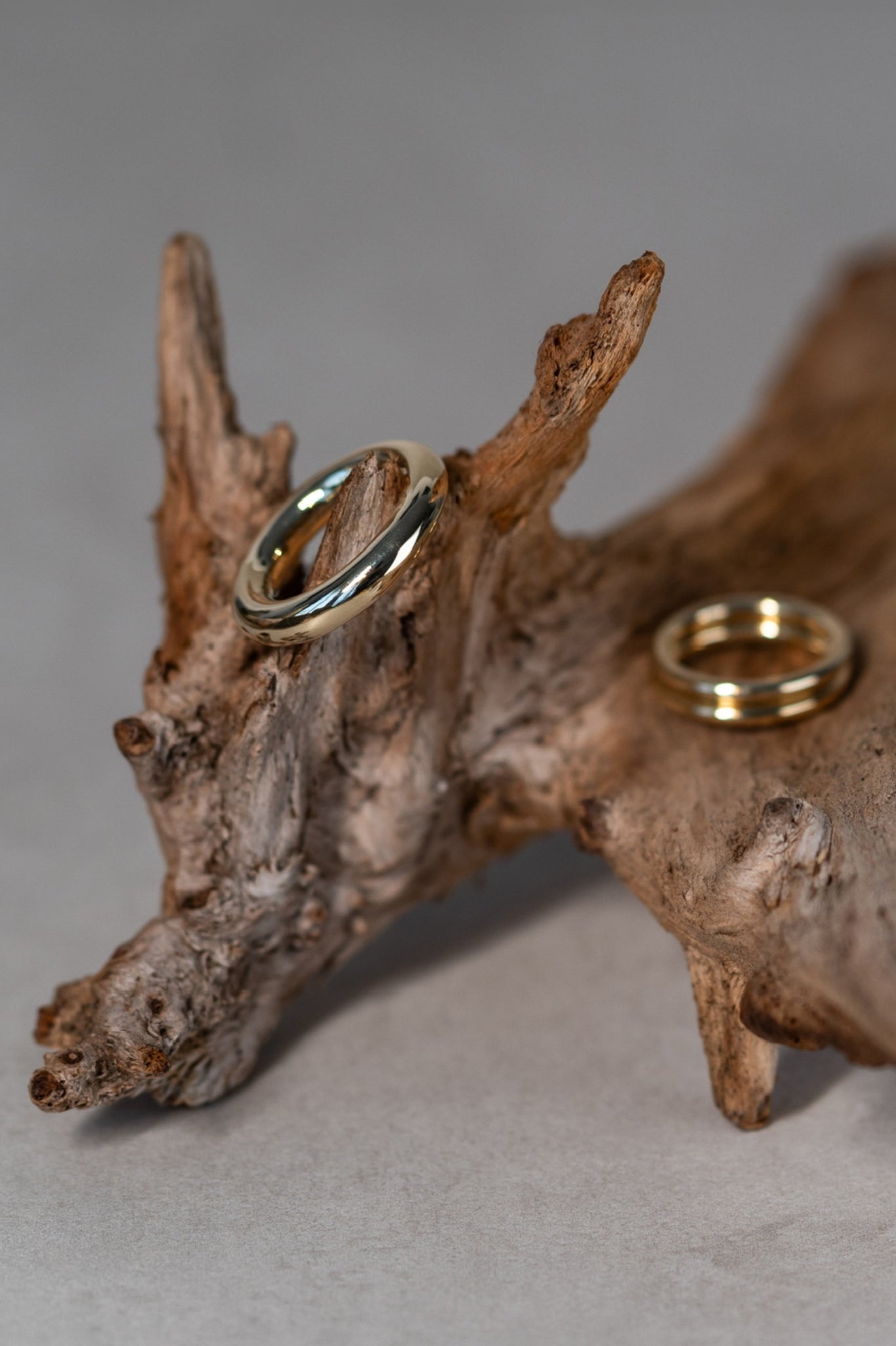 Echtschmuck aus 750 recyceltem 18 Karat Gold – hochwertige, nachhaltige Schmuckstücke mit höchster Qualität von Ilikoez.