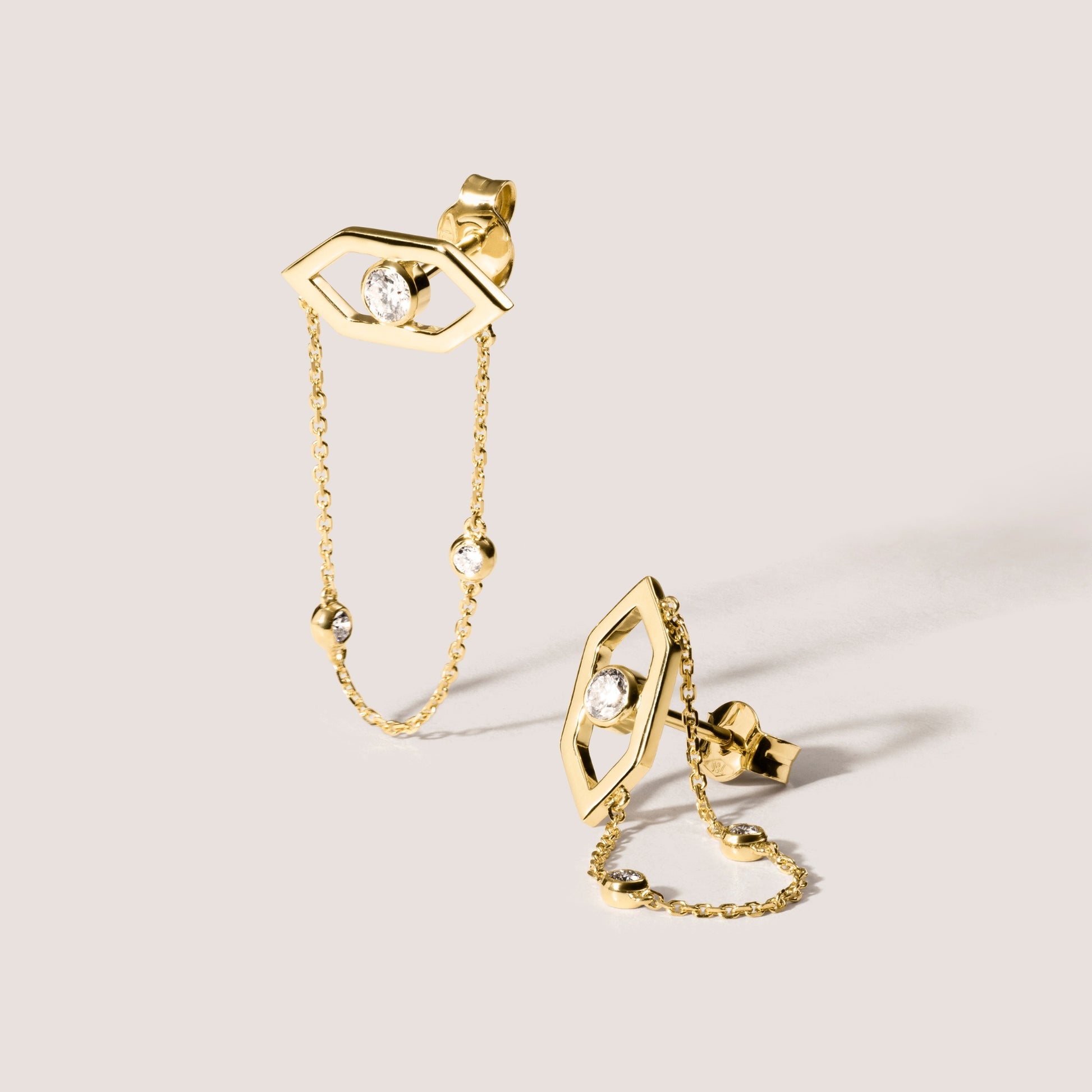 Nazar Ohrstecker aus 18 Karat Gold mit Diamanten – EYE ME BIG