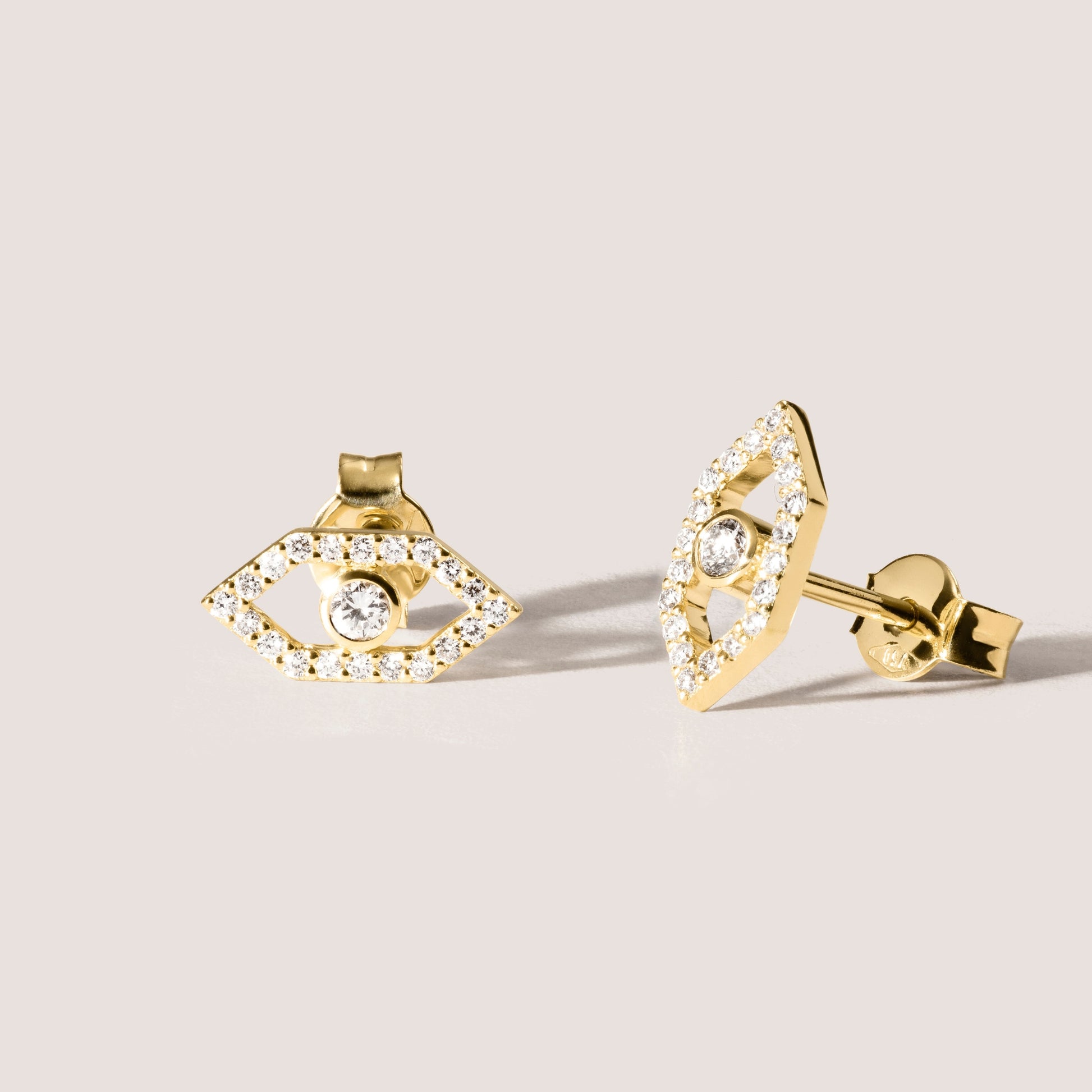 Kleiner Nazar Ohrstecker mit Pavé-Diamanten – EYE ME MINI